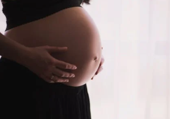 怀孕中期皮肤瘙痒的原因，怀孕中期全身痒怎么办.png