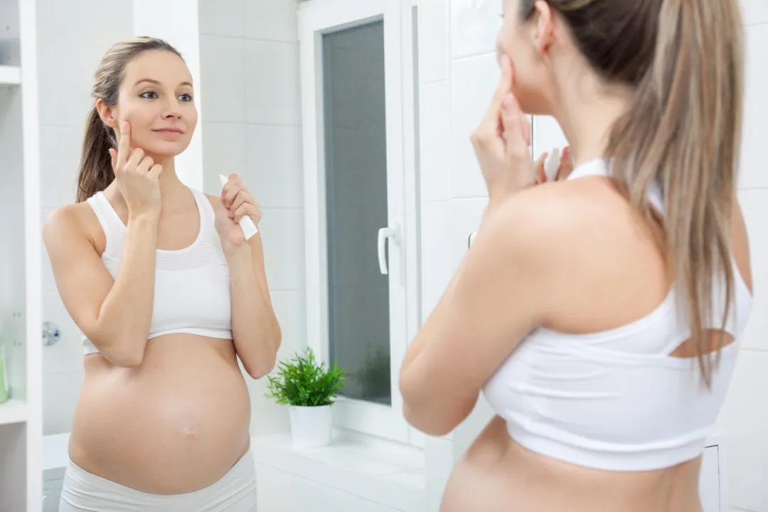 怀孕期间可以用护肤品吗？怀孕用护肤品需要注意什么？.jpg