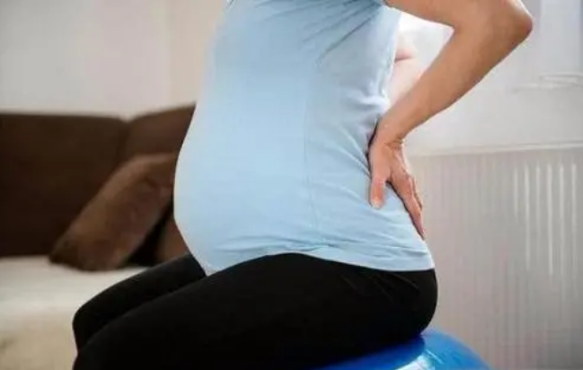 怀孕7个月腰疼是怎么回事?该怎么办呢?
