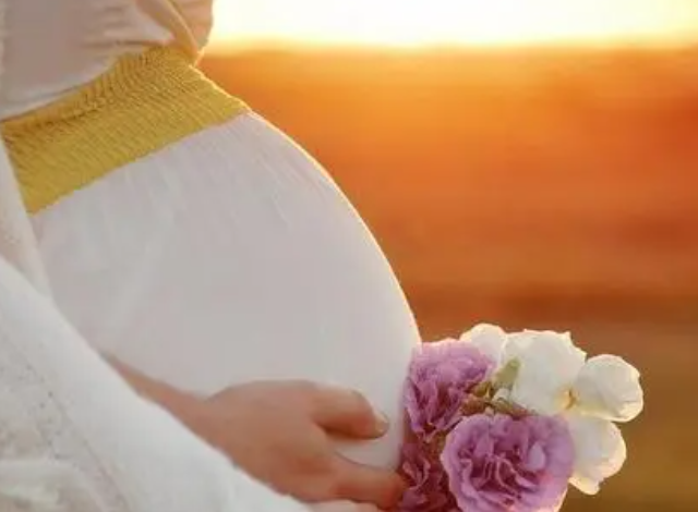 怀孕初期死胎的症状.png