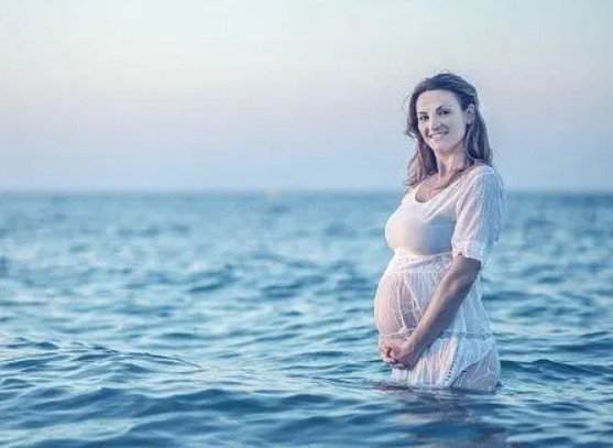 怀孕游泳对胎儿有什么影响.png