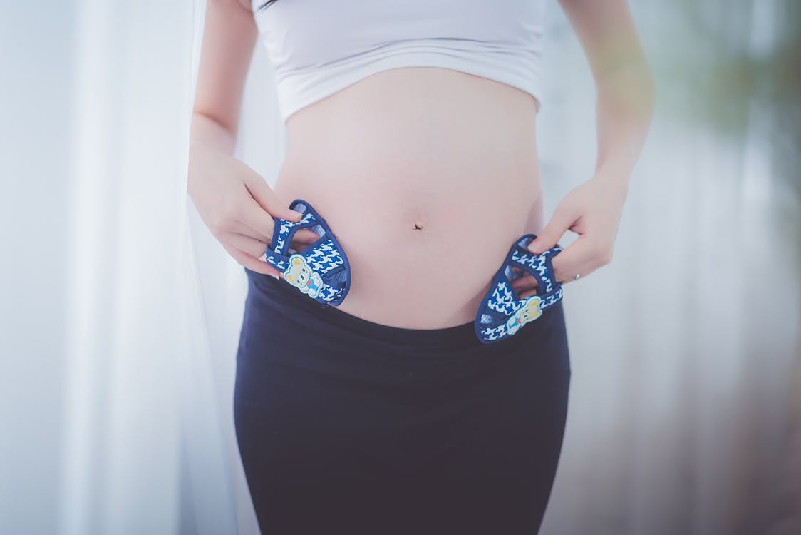 孕妇剖腹产后注意事项有哪些,剖腹产后坐月子应该吃什么.jpeg