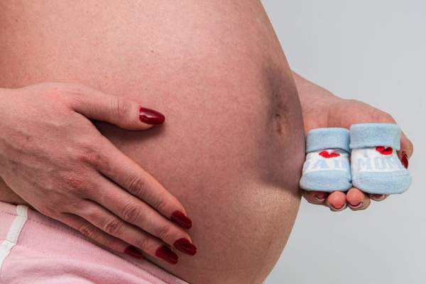 怀孕几个月后，染色体检测可以准确判断宝宝性别