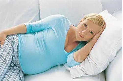 怀孕前及孕期中应该注意哪些体位、姿势有助于怀出女孩？备孕女孩要注意什么？.jpg