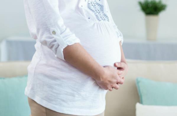 孕三个月男女宝宝发育速度差异大吗？哪些因素会影响胎儿发育？.jpg