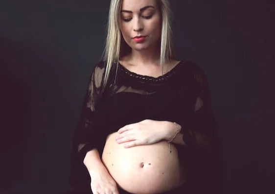 怀女孩的胎动与母亲体位有关系吗