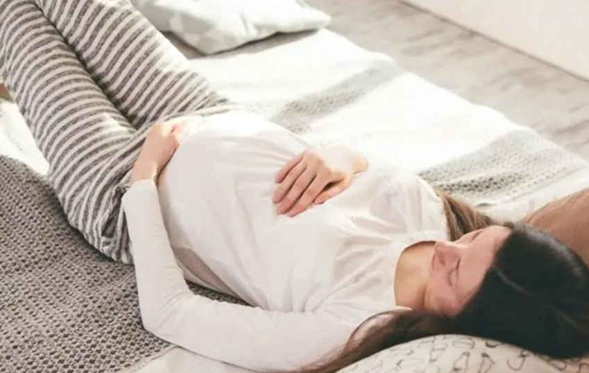 孕期有哪些表现是生女孩的预兆？宝宝性别是由什么决定的？.png