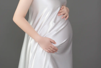 孕妇怀胎男女的妊娠反应是怎样的,预测男女的方法有什么.png