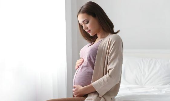 怀孕后孕妇会变得更容易疲劳吗？如何应对怀孕带来的疲劳问题？.png