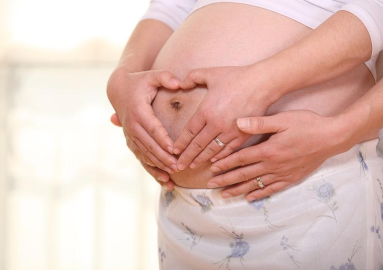 怀孕后尿有絮状物是怎么回事？怀孕尿多而且频繁是怎么回事？.png