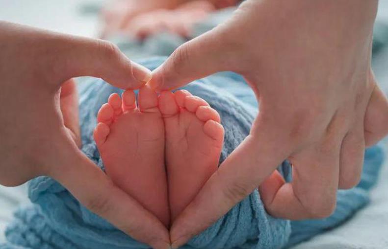 三胎怀儿子的早期反应是什么？什么科学方法能看怀儿子？.jpg