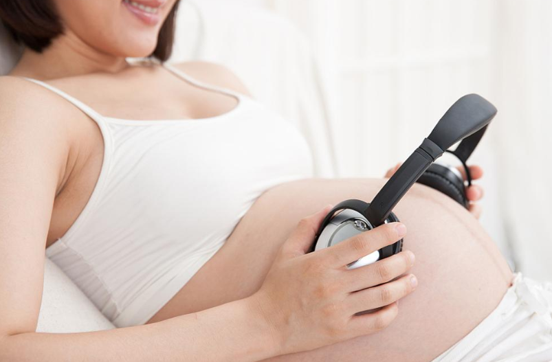 怀孕两个月爱睡觉是男孩女孩？哪些方法可以准确判断胎儿性别？.png