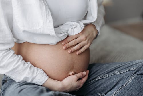 在怀孕初期出现的症状有哪些.jpg