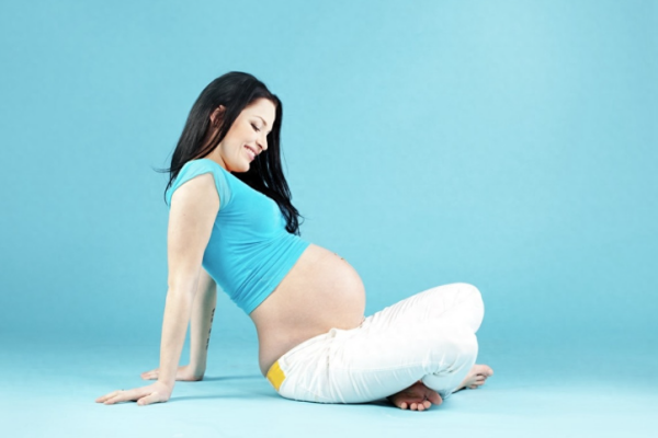 香港查血验男女要怀孕多少天？选择机构时需要注意什么？.png