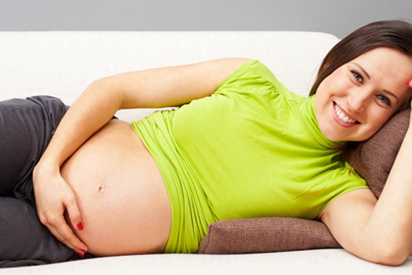 孕晚期胎儿营养不够怎么补充？孕晚期营养不良的危害有哪些？.png