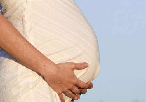 孕妇不孕吐的原因分析.png