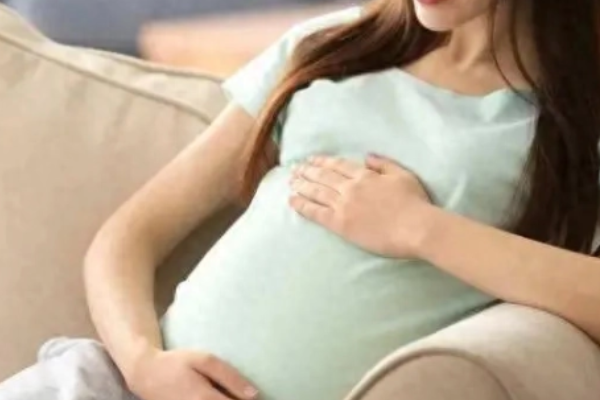 怀孕胎儿怀的比较低的原因有哪些？.png
