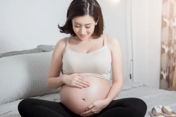 为什么早孕会导致呼吸困难？.png