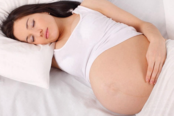 孕早期躺平喘不过气时什么原因？.png