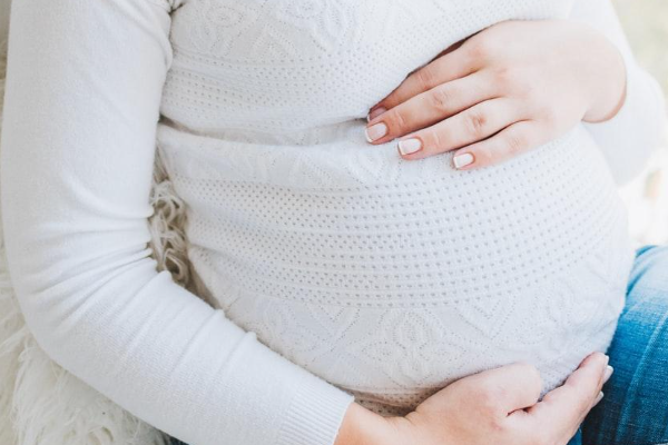 孕妇怀女孩有哪些孕期特征？.png