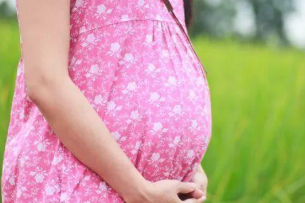 孕期里妊娠纹是如何形成的？.png