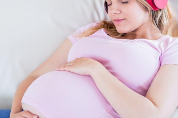 孕期补充什么营养能降低胎儿畸形风险？.png