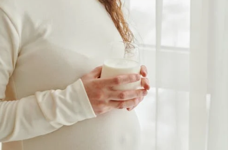 孕早期控制饮食会影响胎儿吗.png