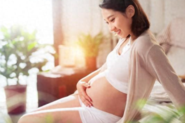 怀女孩的孕初期症状有哪些？.png