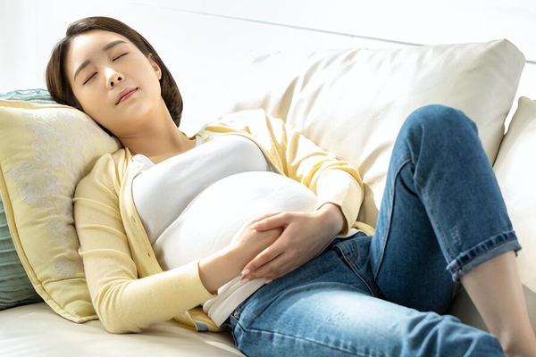 为什么孕妇会频繁地想小便呢？.png