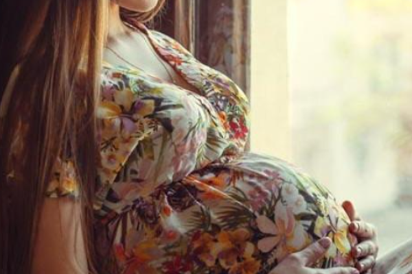 早孕期的注意事项有哪些？.png