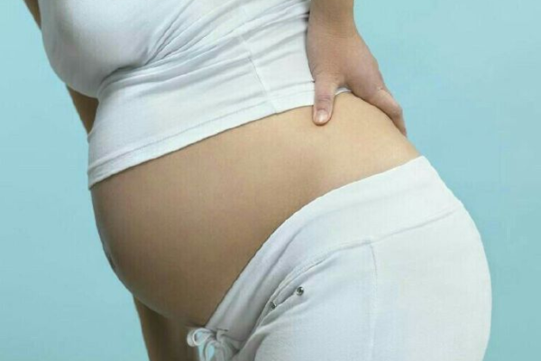 孕妇躺下来肚子软是什么原因？.png
