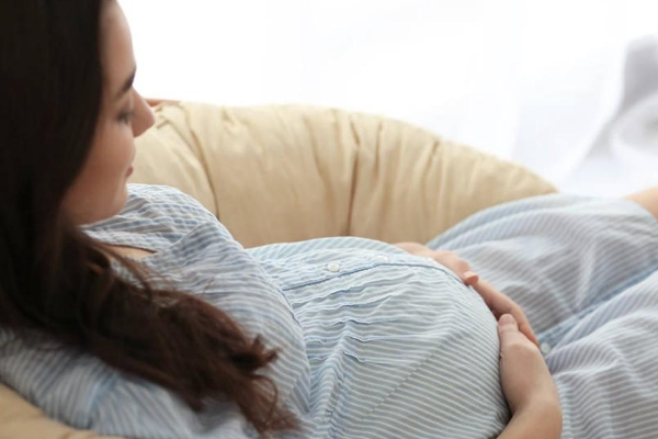 怀孕两周左右有哪些明显的怀孕征兆？.png