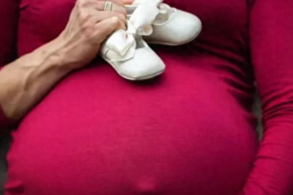 孕早期饮食不规律有影响吗？.png