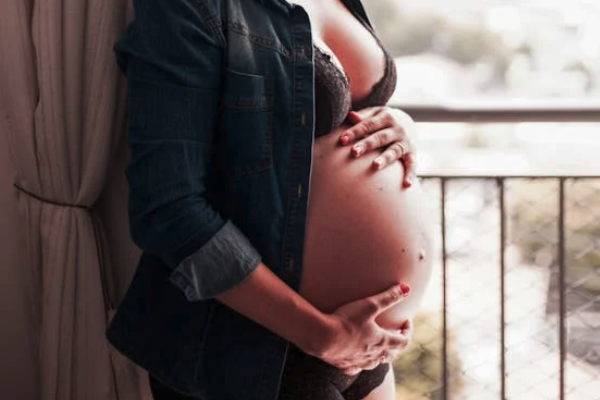 辨别孕妇腹中胎儿性别的小方法有哪些.png