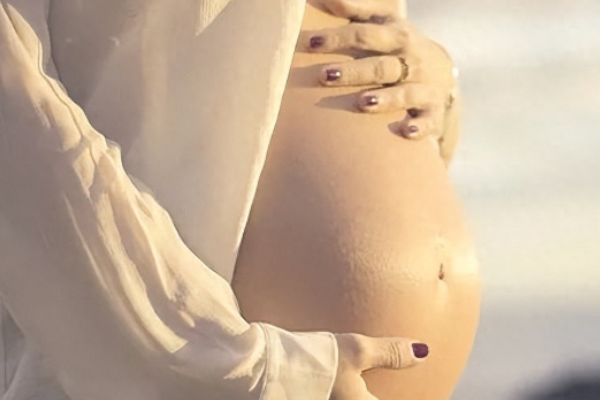 孕期里胎儿缺氧对孕妇有什么影响？.png
