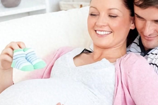 刚怀孕的准妈如何让胚胎发育得更好？.png