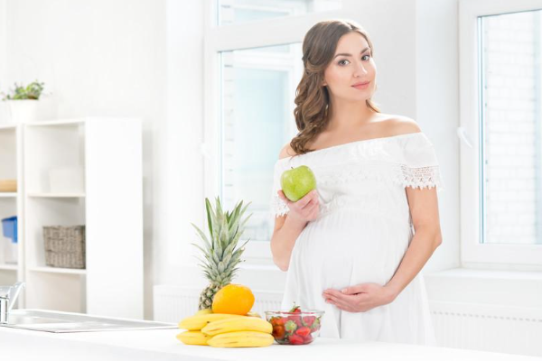 孕妇在头三个月要避免的水果有哪些？.png