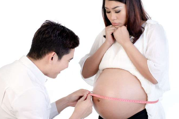 怎样通过妊娠线猜测胎儿性别？.png