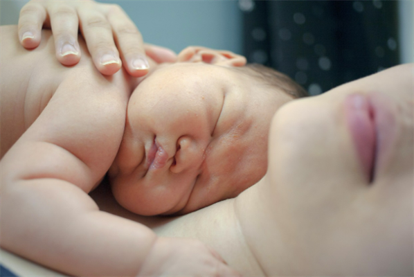 孕初期怀男孩的母亲乳房有哪些特点.png