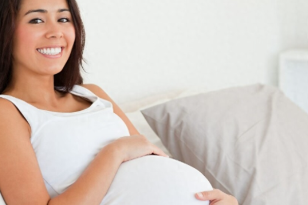 为何孕后会出现肚子像脉搏一样跳的现象？.png